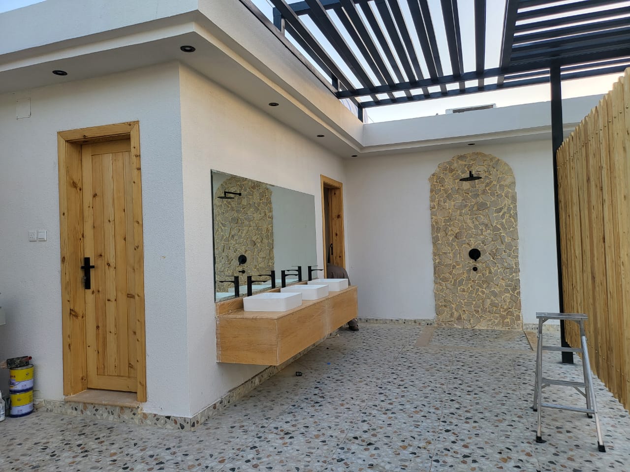 Outdoor Wash Area